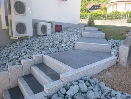 sas-balanche-escalier